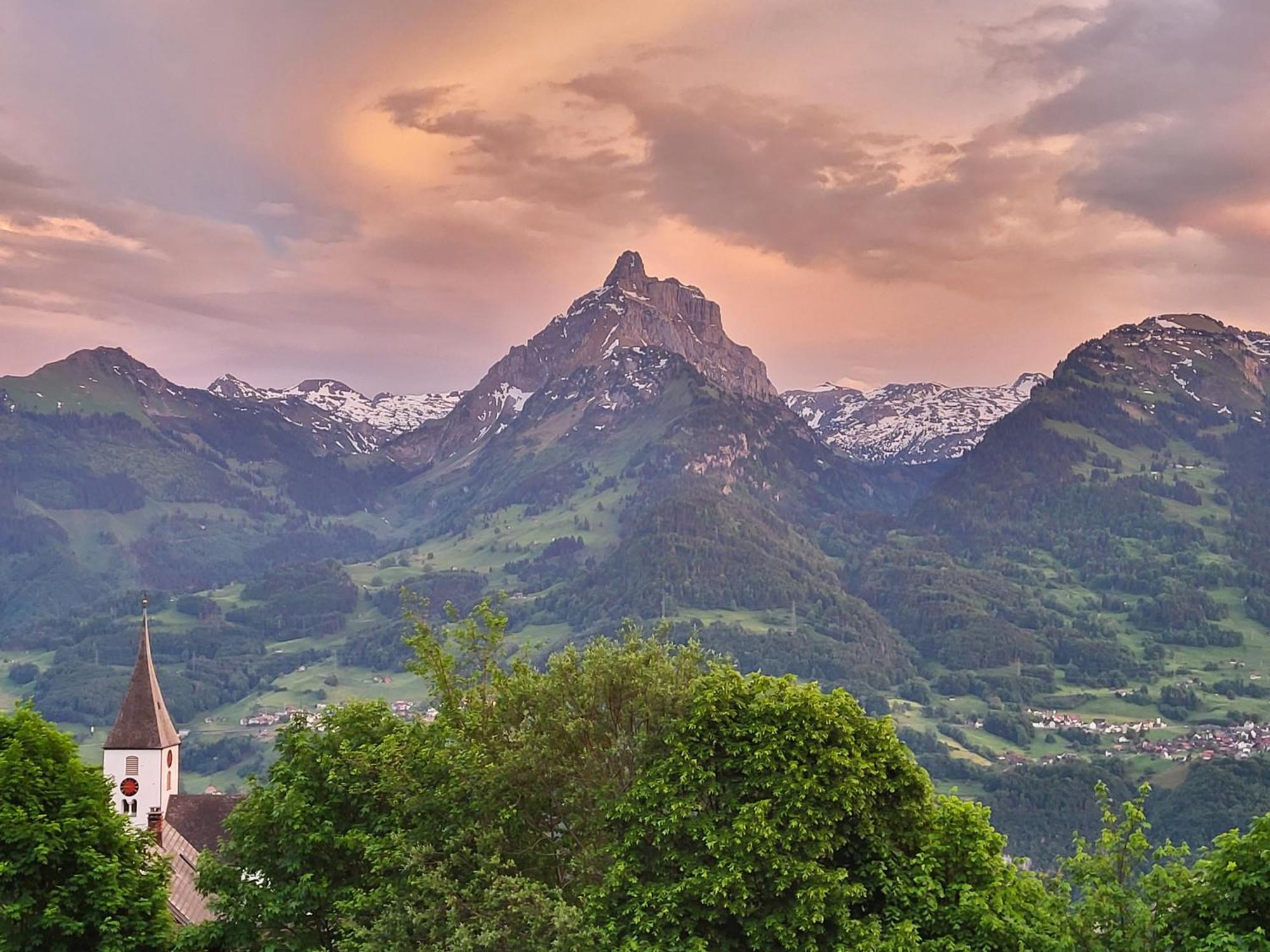 Large Apartment 8Beds Great For Family And Friends, Mountain View Amden Exteriör bild